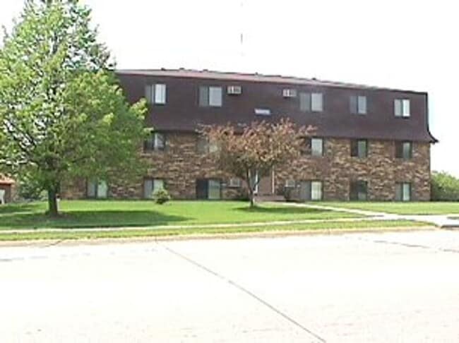 Photo - 2 bedroom west side Iowa City apartment Unidad 1305-03