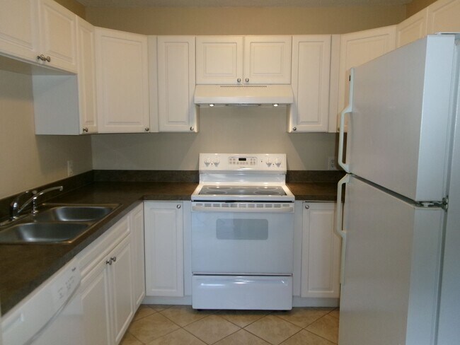 Photo - 2 bedroom, 1 bath condo in downtown Conway Unit 24
