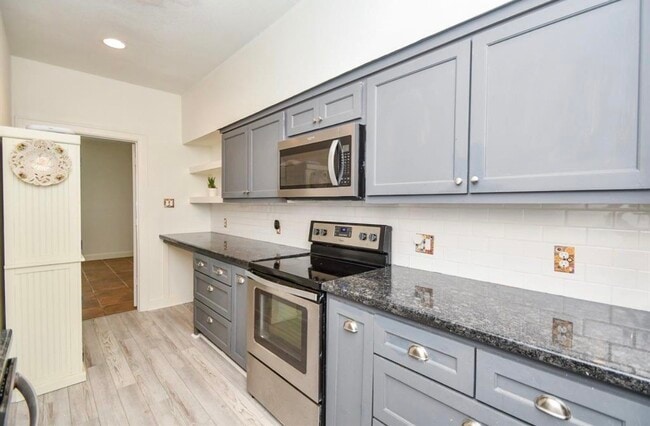Photo - 7459 Brompton St Unit 7459