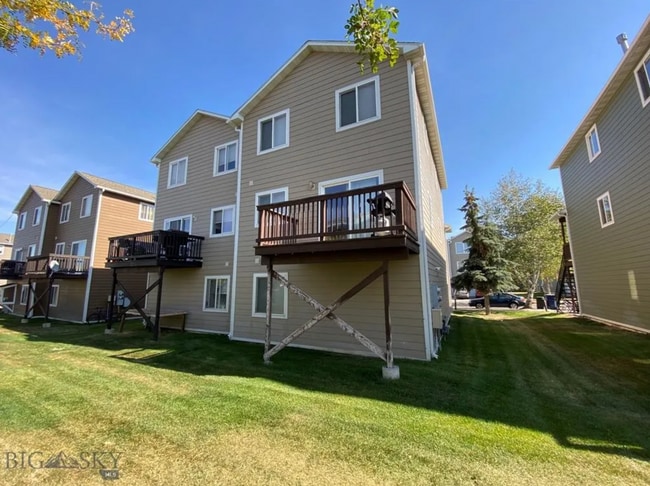 Photo - 4 Bedroom Townhome in Hawks Ridge