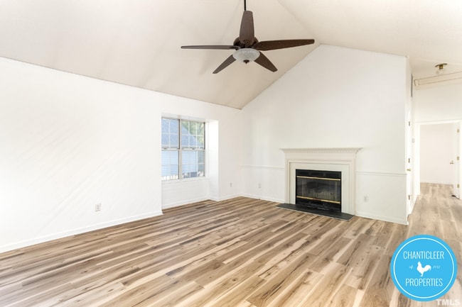 Photo - 326 Wilson St