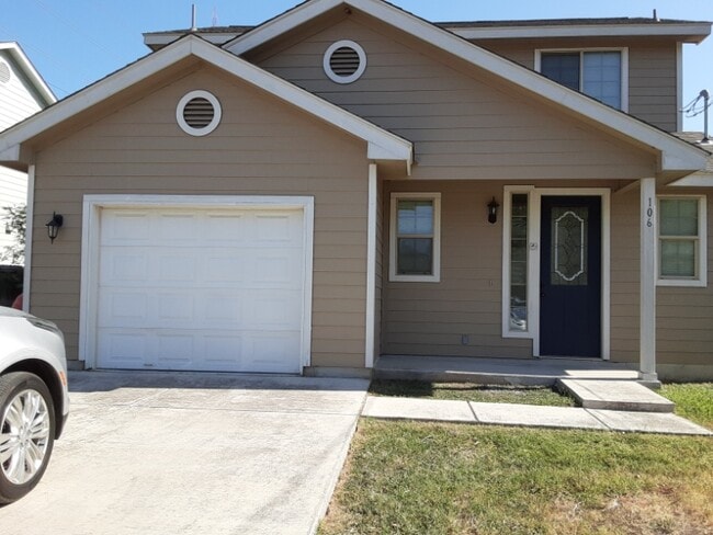 Building Photo - 106 Cornell Ave