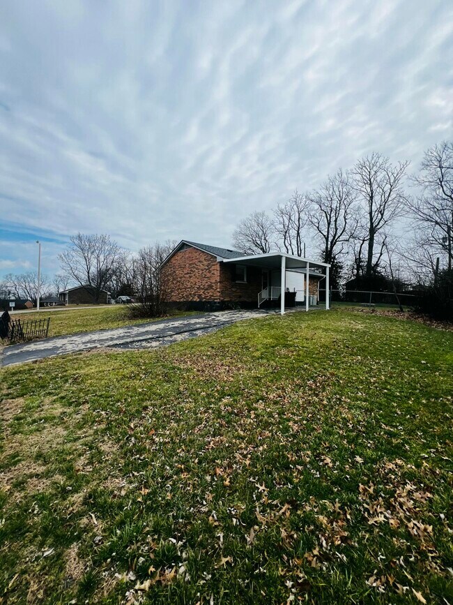 Photo - 1230 Trent Blvd