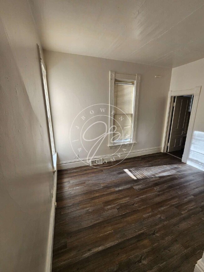 Photo - 1 bed 1st floor unit in South Toledo Unidad lower