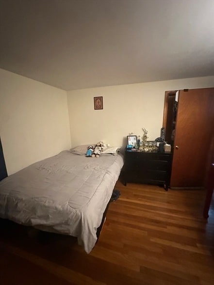 Photo - 28 Olcott St