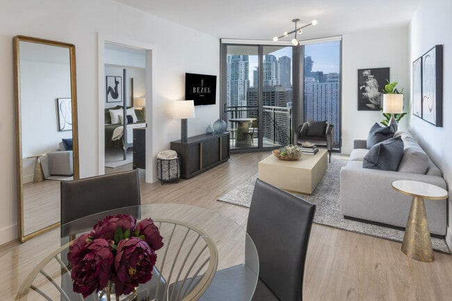 Photo - BEZEL MIAMI WORLDCENTER