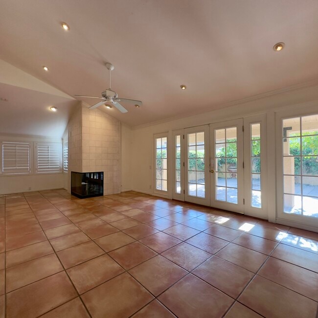 Photo - 40064 Silktree Ct