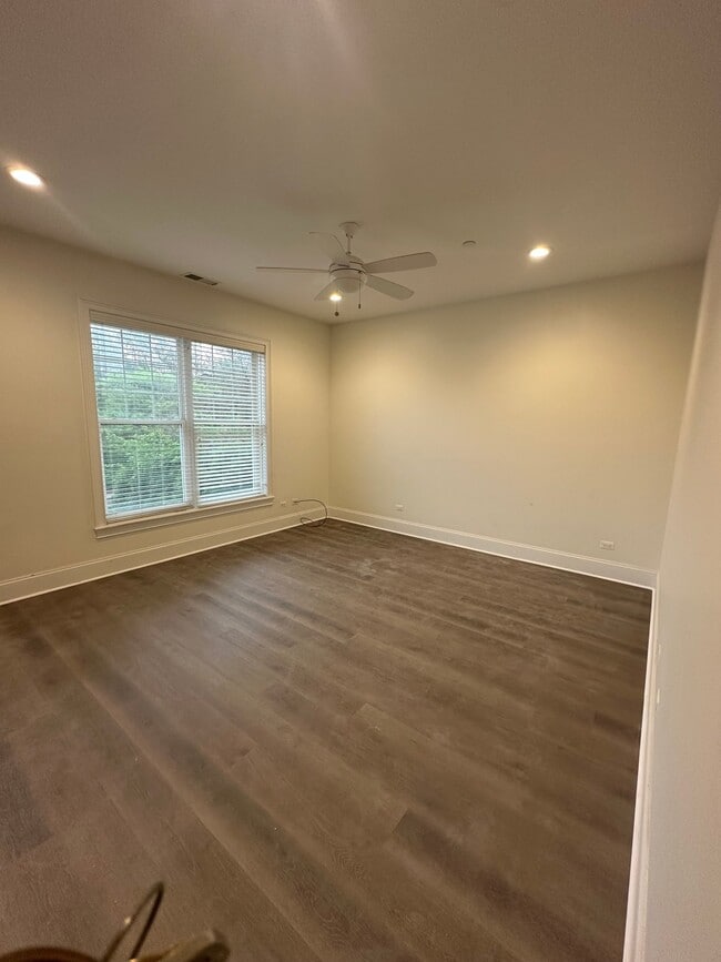 Photo - 2500 Green Bay Rd Unit 201