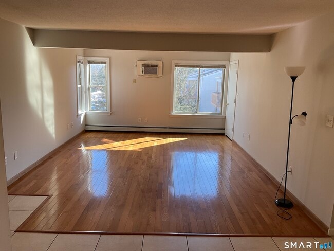 Photo - 157 Woodland Dr Unit 157