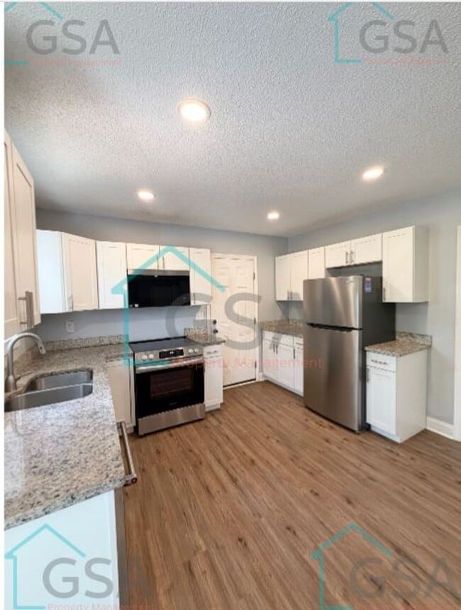 Photo - 2 Bedroom 2 Bath Available!
