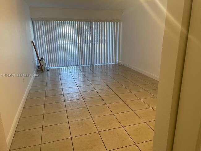 Photo - 4215 N University Dr Unit 104