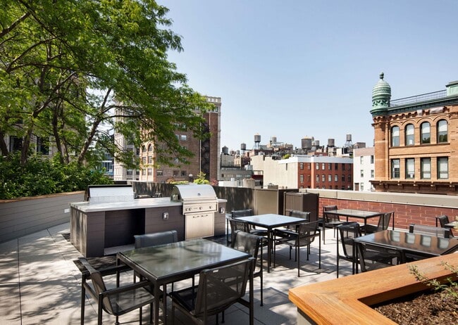 Photo - One Union Square South