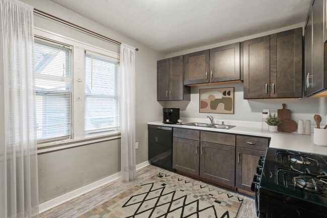 Photo - Downer upper across from UWM