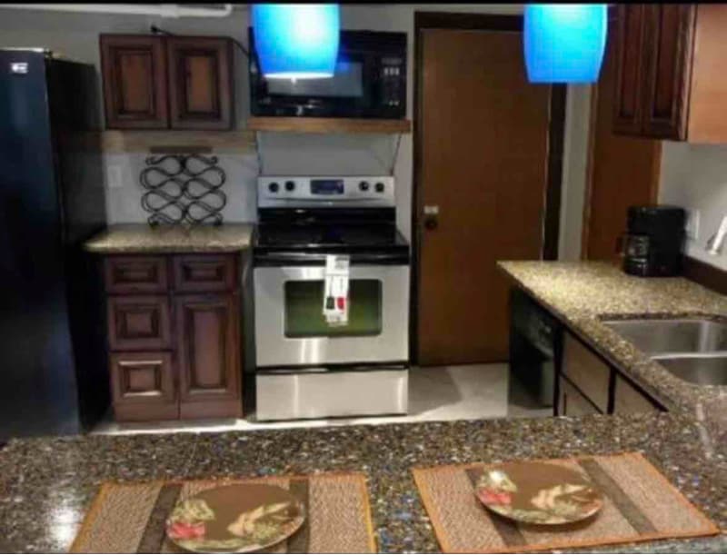 Photo - 2534 Harvey St