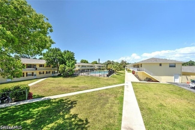 Building Photo - 3325 Arpt Rd S Unit U5