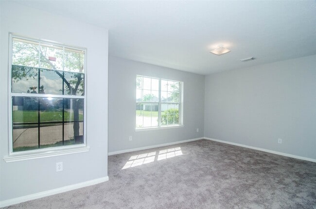 Photo - 6415 Mountain Pines Ln