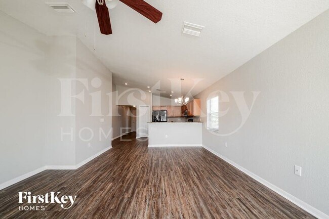 Photo - 2318 11th Ave E