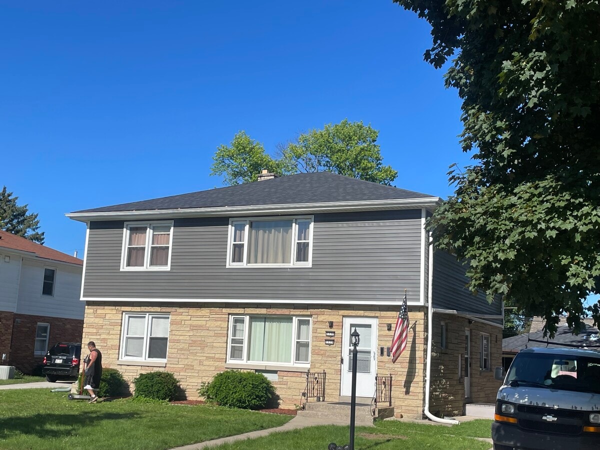 Photo - 1134 S 111th St Unit lower level