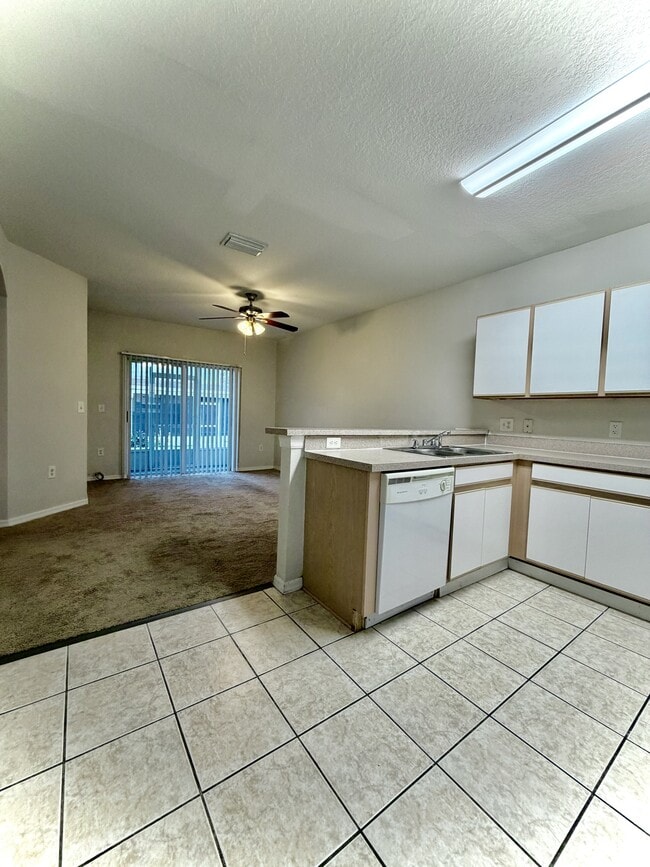 Photo - 501 Broken Limb Pl