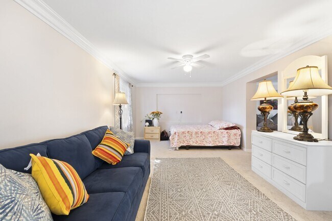 Photo - Flamingo Estates - single family home, close to Downtown and pet friendly!