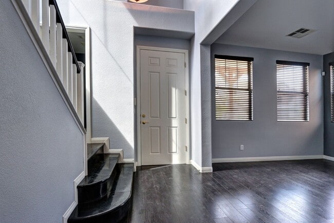 Photo - 10471 Foggy Glen Ave