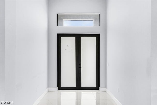 Photo - 2427 Tropicana Parkway W