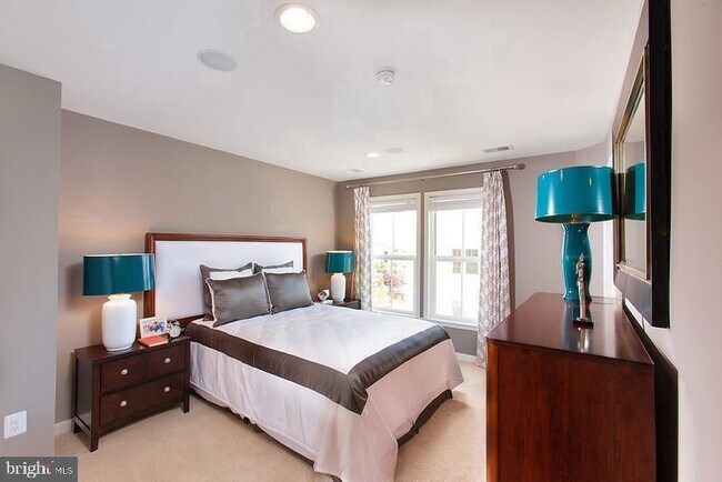 Photo - 21754 Harroun Terrace