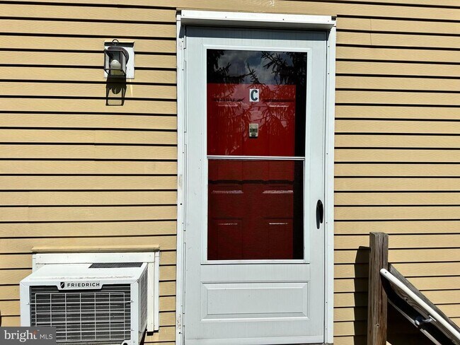 Photo - 410 North St