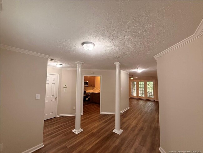 Photo - 412 Bubble Creek Ct