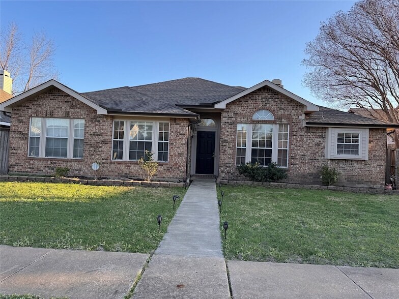 Photo - 5224 Goodman Dr