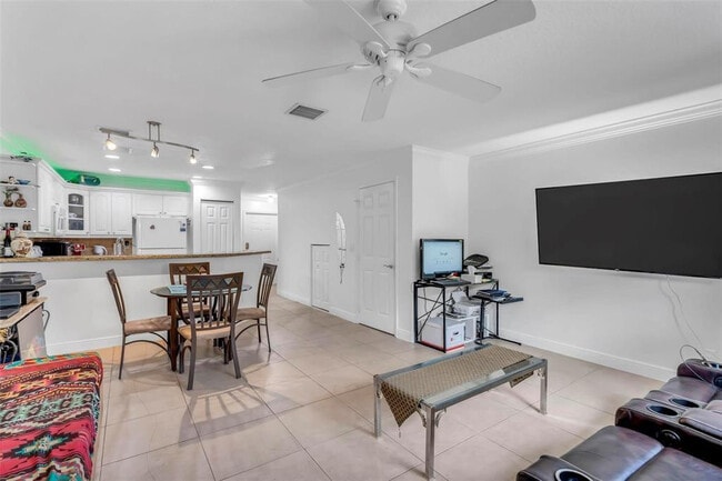 Photo - 1534 NW 45th St