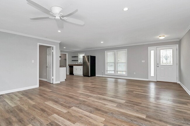 Photo - Lovely Three Bedroom Home in Matthews!