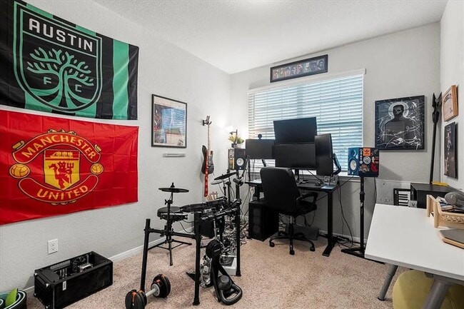 Photo - 129 Jubilee Dr