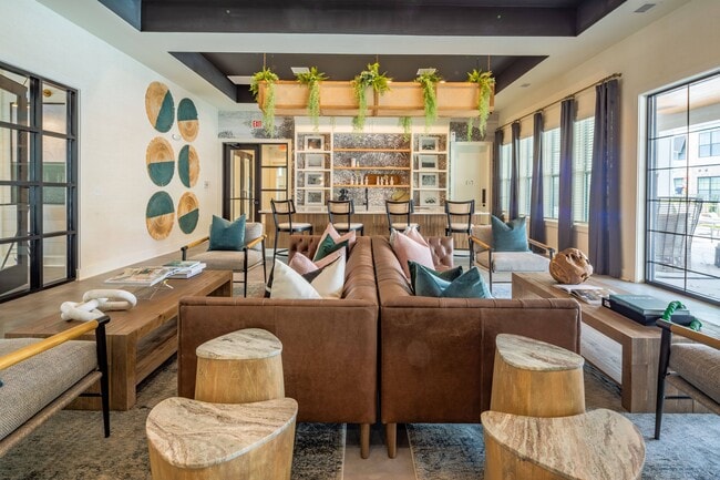 Photo - Hawthorne at Oleander