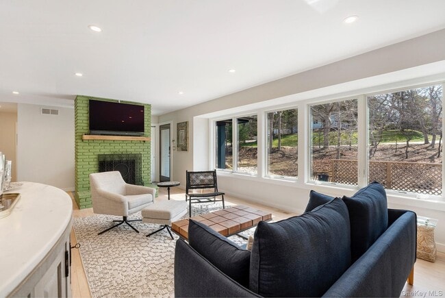 123 Windward