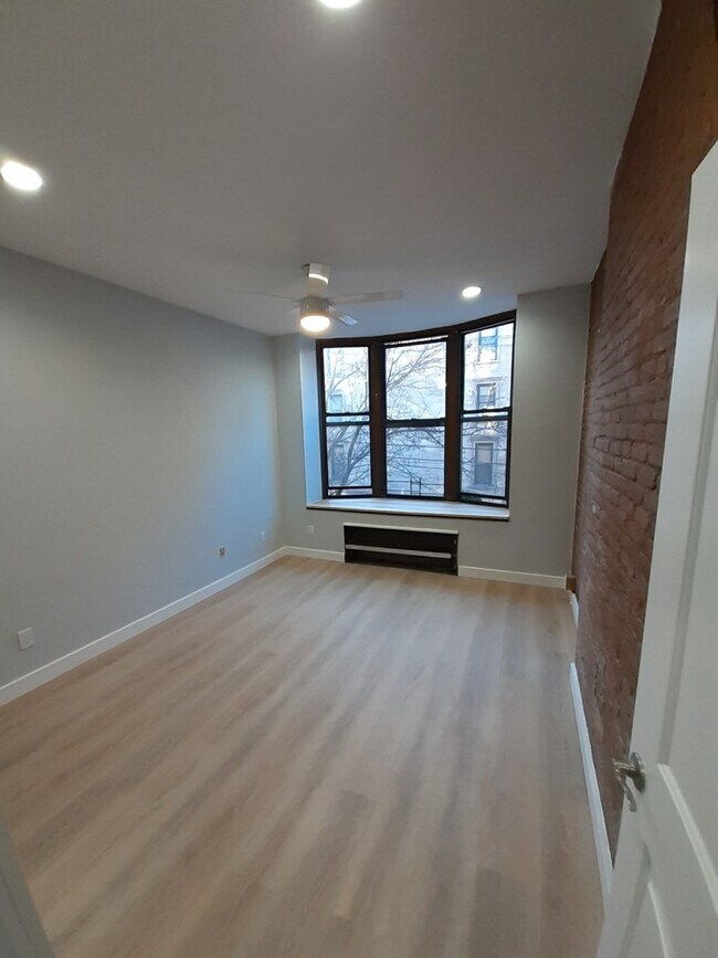 Photo - 294 Barrow St Unit 3