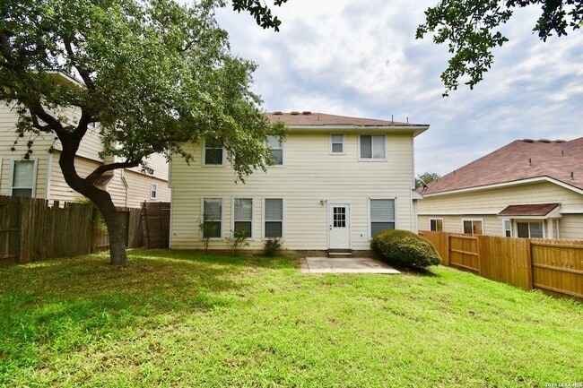 15817 Redwoods Manor
