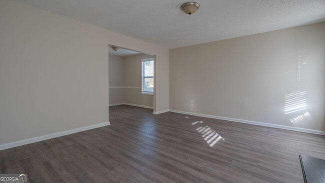 Photo - 6218 Creekford Ln