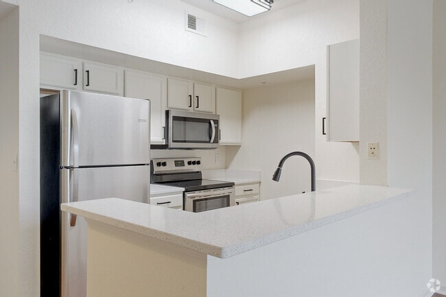 The Areca w/ Solarium - 1BD, 1BA - 888SF - Royal Palm Terrace Apartments