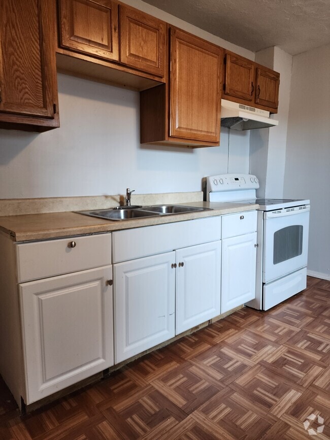 Building Photo - 396 Norton St Unit 3 Rental