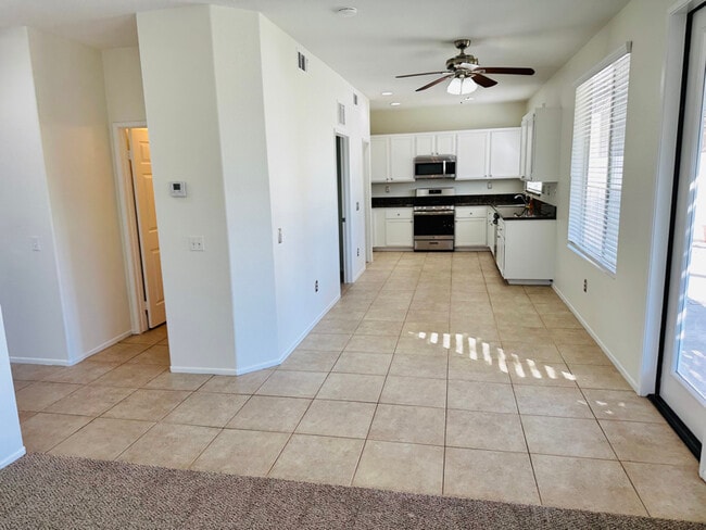 Photo - 807 Allen Dr