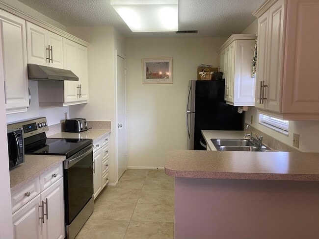 Photo - 26 Lake Vista Trail Unit 201