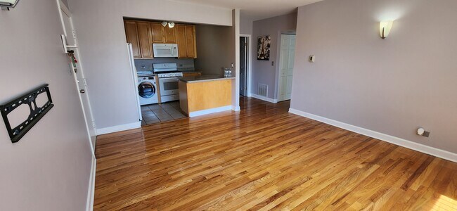 Photo - 3846 25th Ave Unidad 6