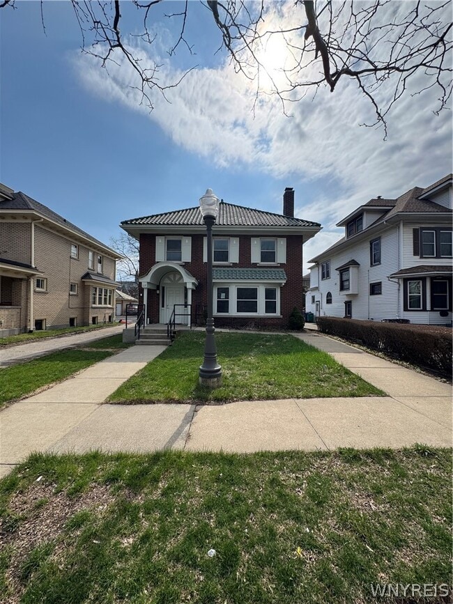 Photo - 117 Humboldt Pkwy