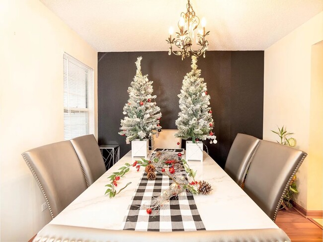 Photo - 2120 Brittany Ct