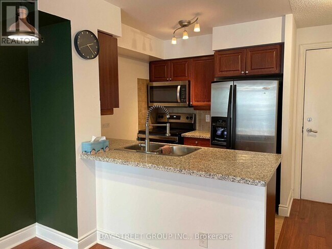 Photo - 15 Greenview Ave Unit 1214