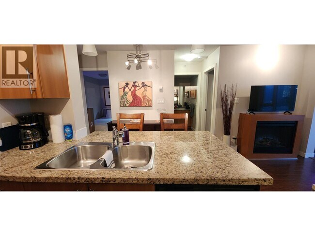 688 Abbott St Unit 1607
