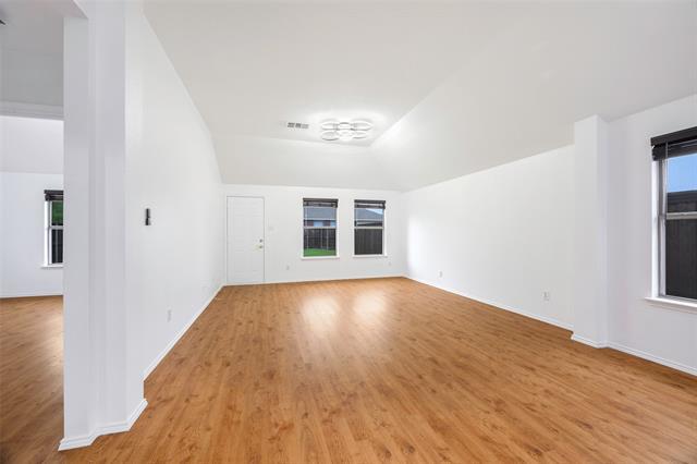 Photo - 1001 Campbell Dr