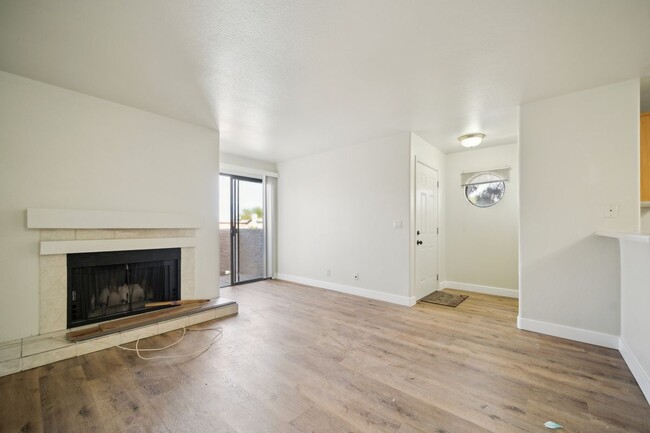 Photo - 2978 Juniper Hills Blvd Condo