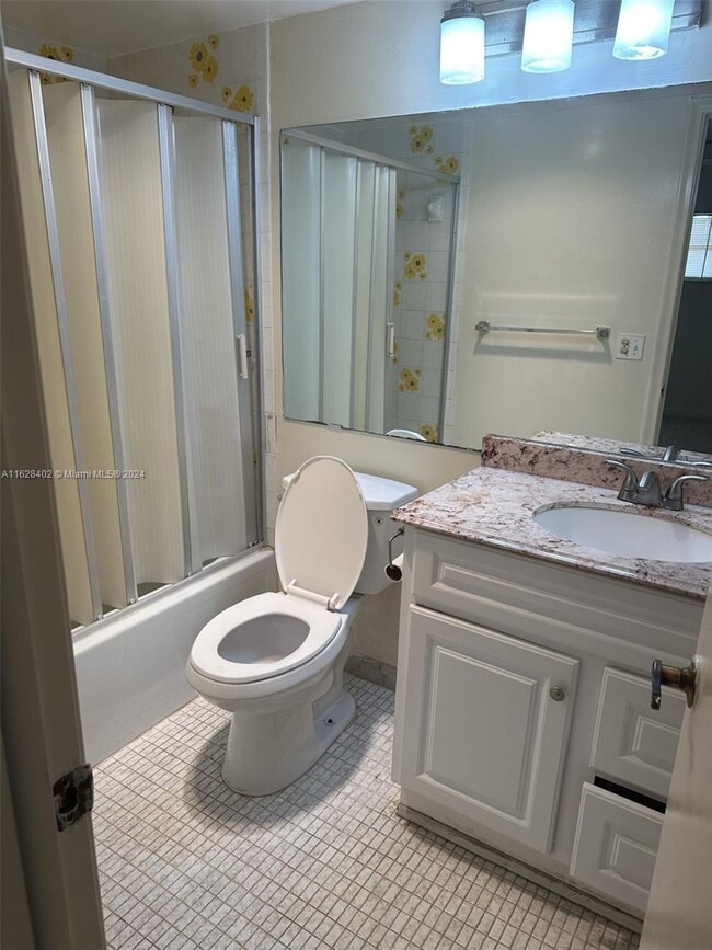 Photo - 411 S Hollybrook Dr Unit 308